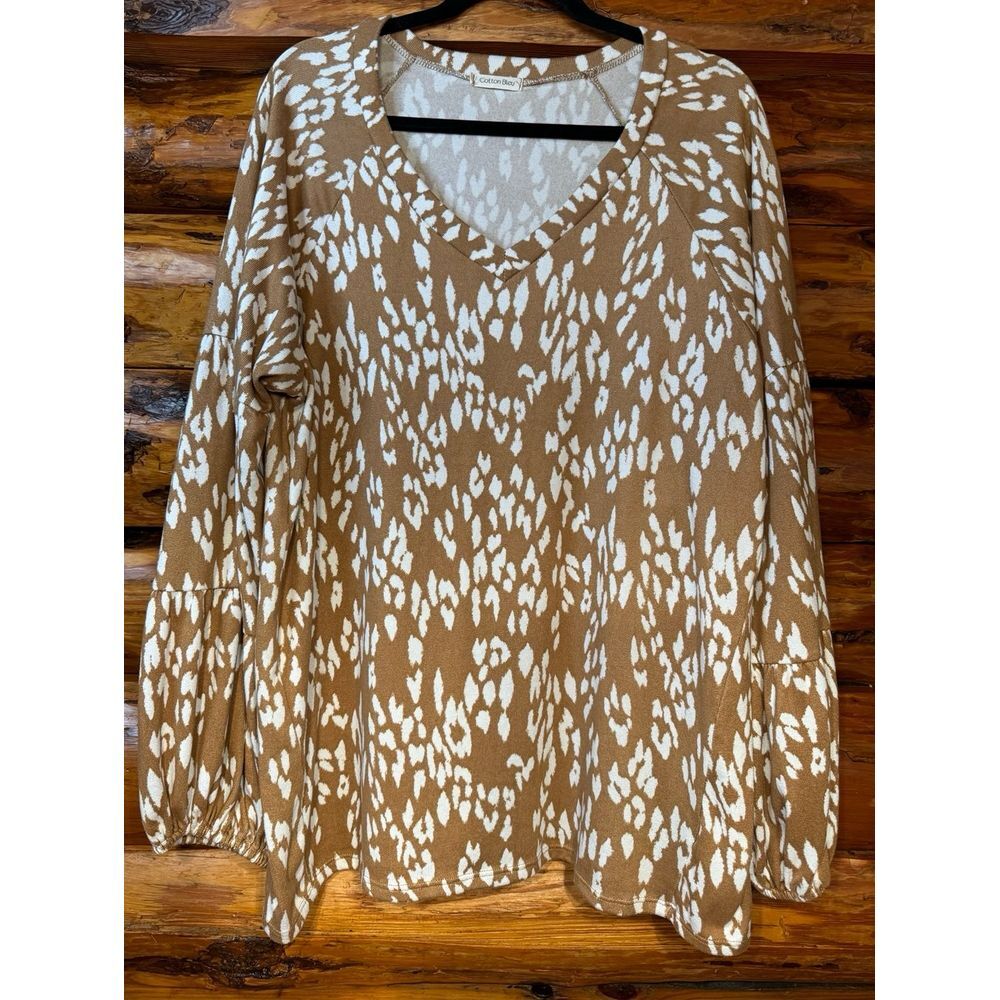 Cotton‎ Bleu Animal Patterned Blouse Size Large